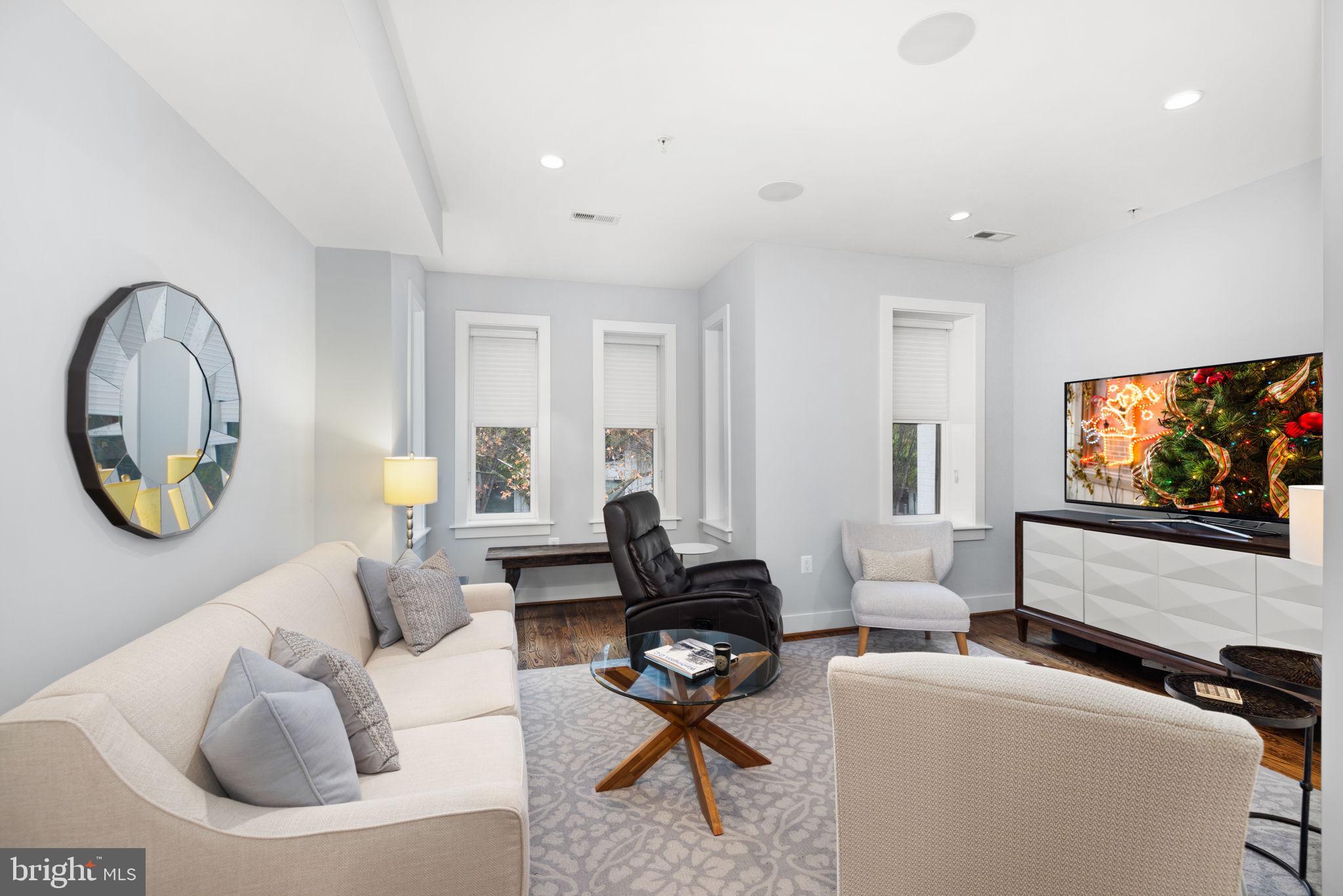 611 2nd Street Northeast, Unit 3 Washington, DC 20002 - Photo 3 of 21