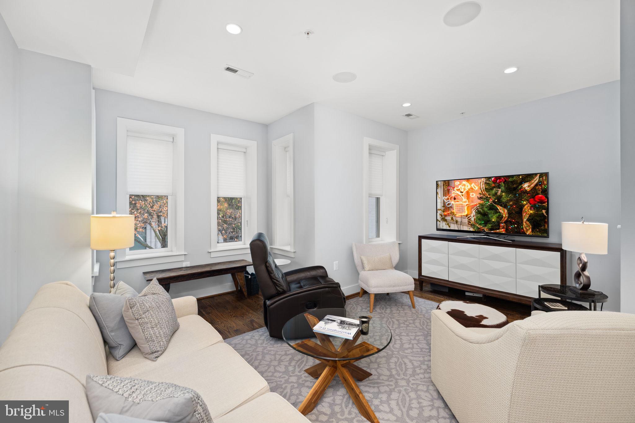 611 2nd Street Northeast, Unit 3 Washington, DC 20002 - Photo 4 of 21