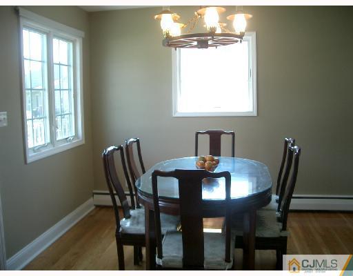 5 Finley Road Edison, NJ 08817 - Photo 4 of 10
