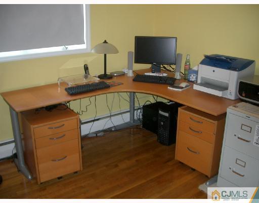 5 Finley Road Edison, NJ 08817 - Photo 8 of 10