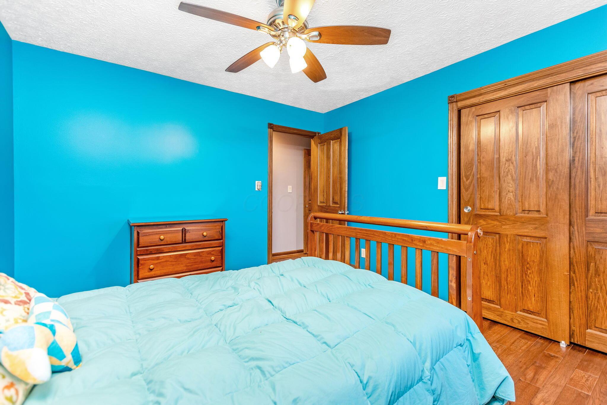 4479 State Rte 762 Lockbourne, OH 43137 - Photo 24 of 64 Large 2nd bedroom