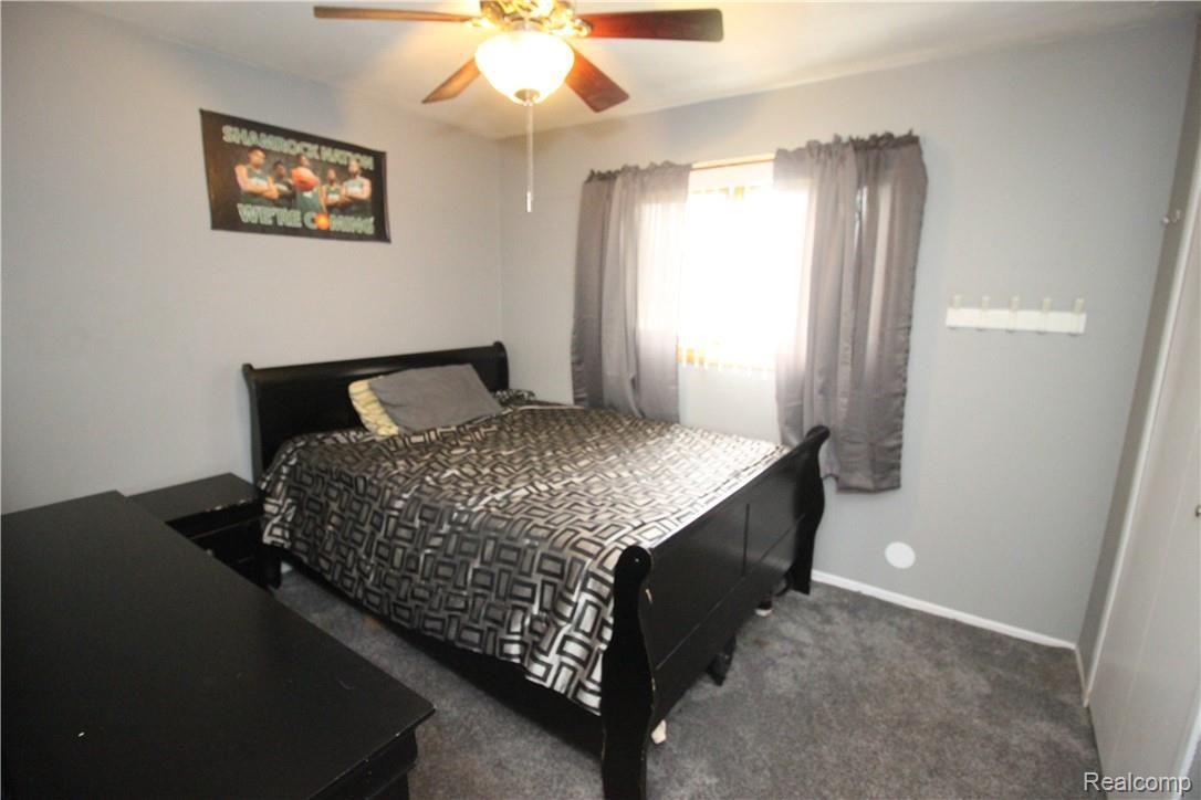 25354 Rubin Road Warren, MI 48089 - Photo 25 of 34 IMG_1417.JPG