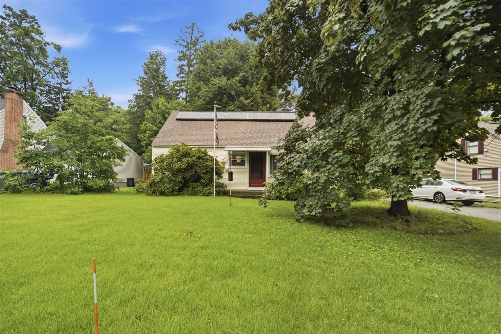 149 Old Farm Road Springfield, MA 01119 - Photo 3 of 23