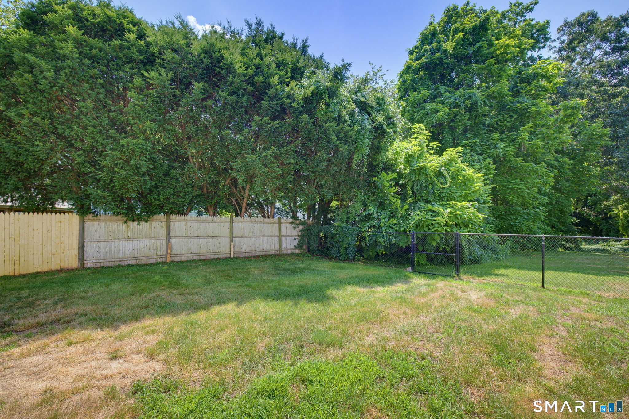 1485 Suffield Street Suffield, CT 06078 - Photo 35 of 36 Fenced