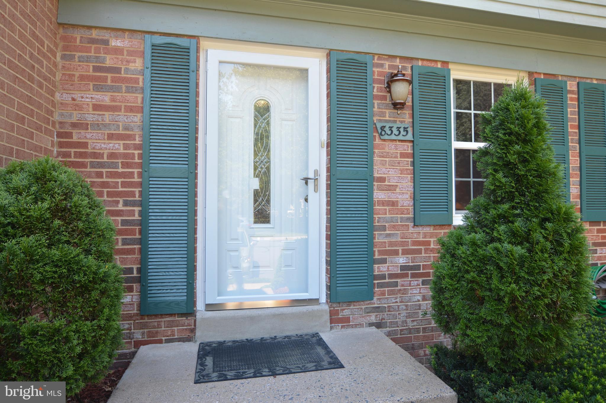 8335 Moline Place Springfield, VA 22153 - Photo 2 of 33 Come on in