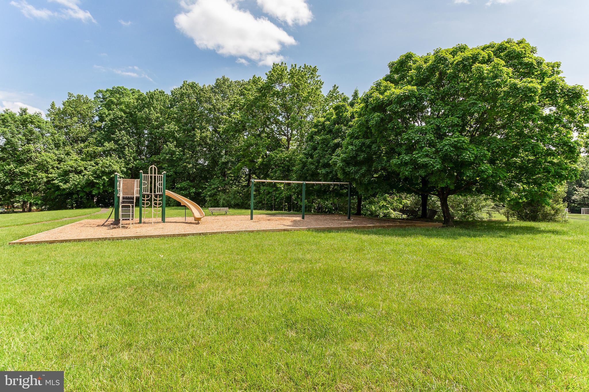 8335 Moline Place Springfield, VA 22153 - Photo 25 of 33 Gallery Image 25