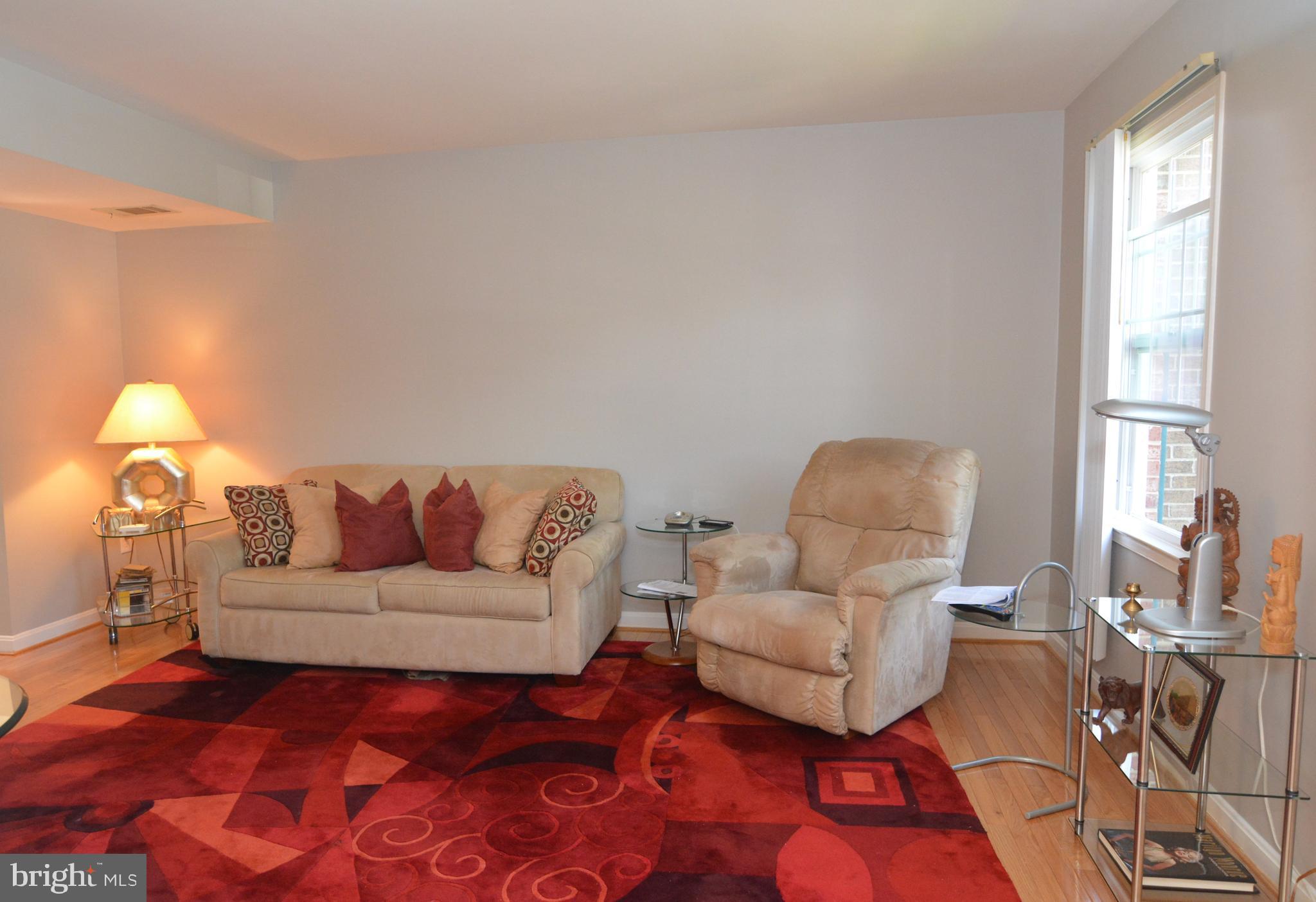 8335 Moline Place Springfield, VA 22153 - Photo 7 of 33 Gallery Image 7