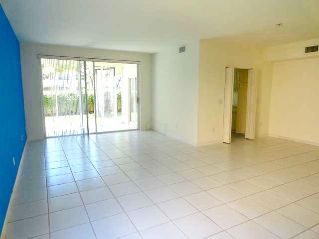 17050 Emile Street, Unit 5 Boca Raton, FL 33487 - Photo 4 of 25 emile - 4
