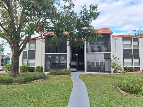$1,350 | 3255 South Beneva Road, Unit 102, Sarasota, FL 34232