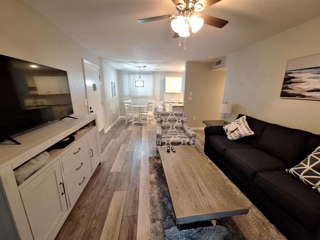 3255 South Beneva Road, Unit 102 Sarasota, FL 34232 - Photo 15 of 17