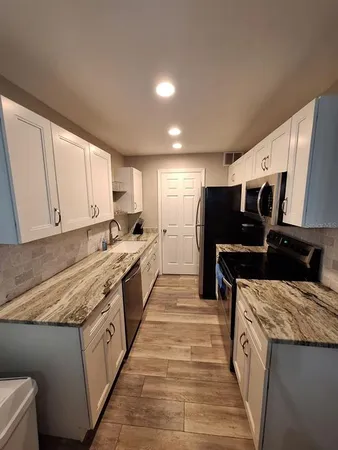 $1,350 | 3255 South Beneva Road, Unit 102, Sarasota, FL 34232