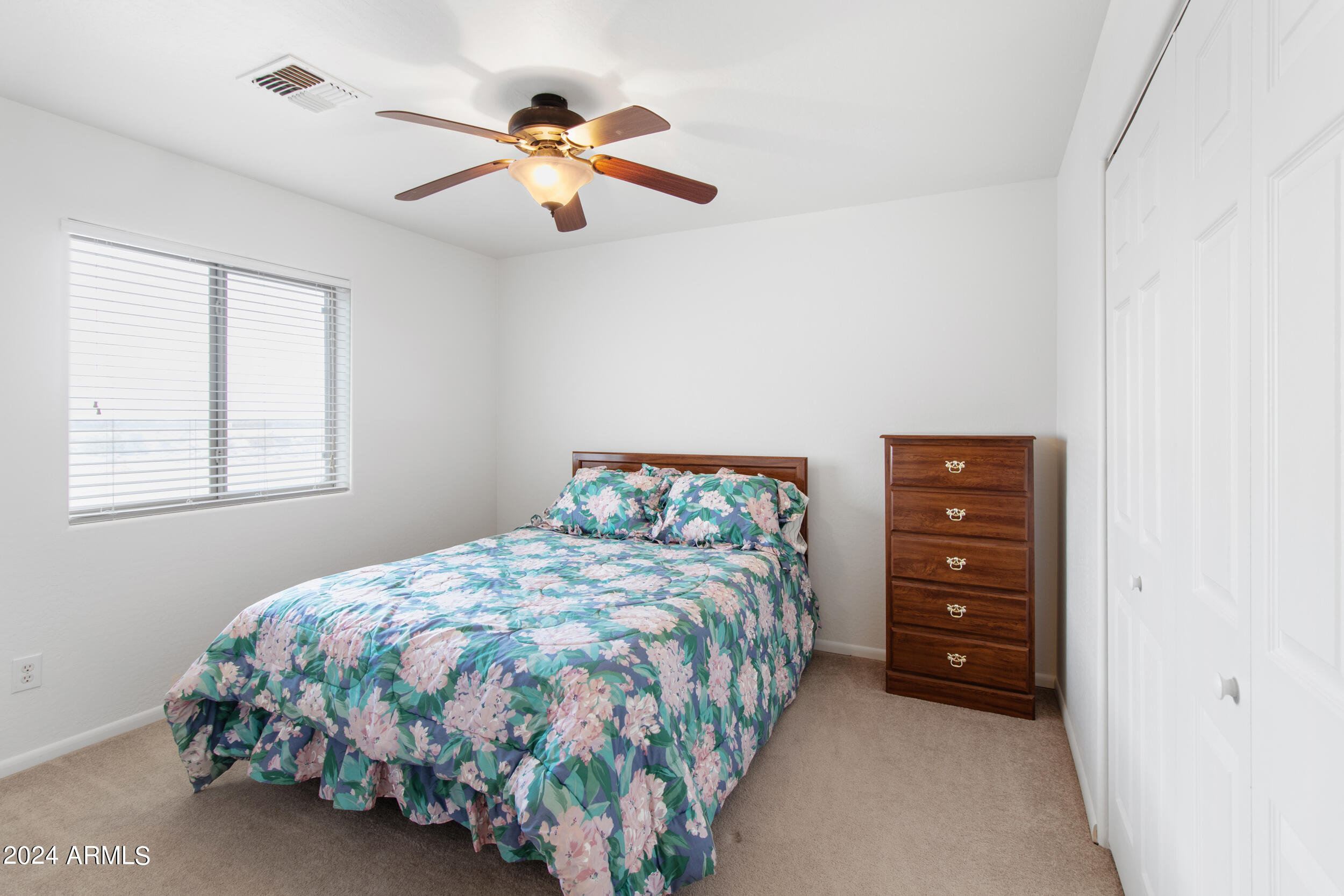35144 West Elliot Road Arlington, AZ 85322 - Photo 18 of 25 Guest Room 2