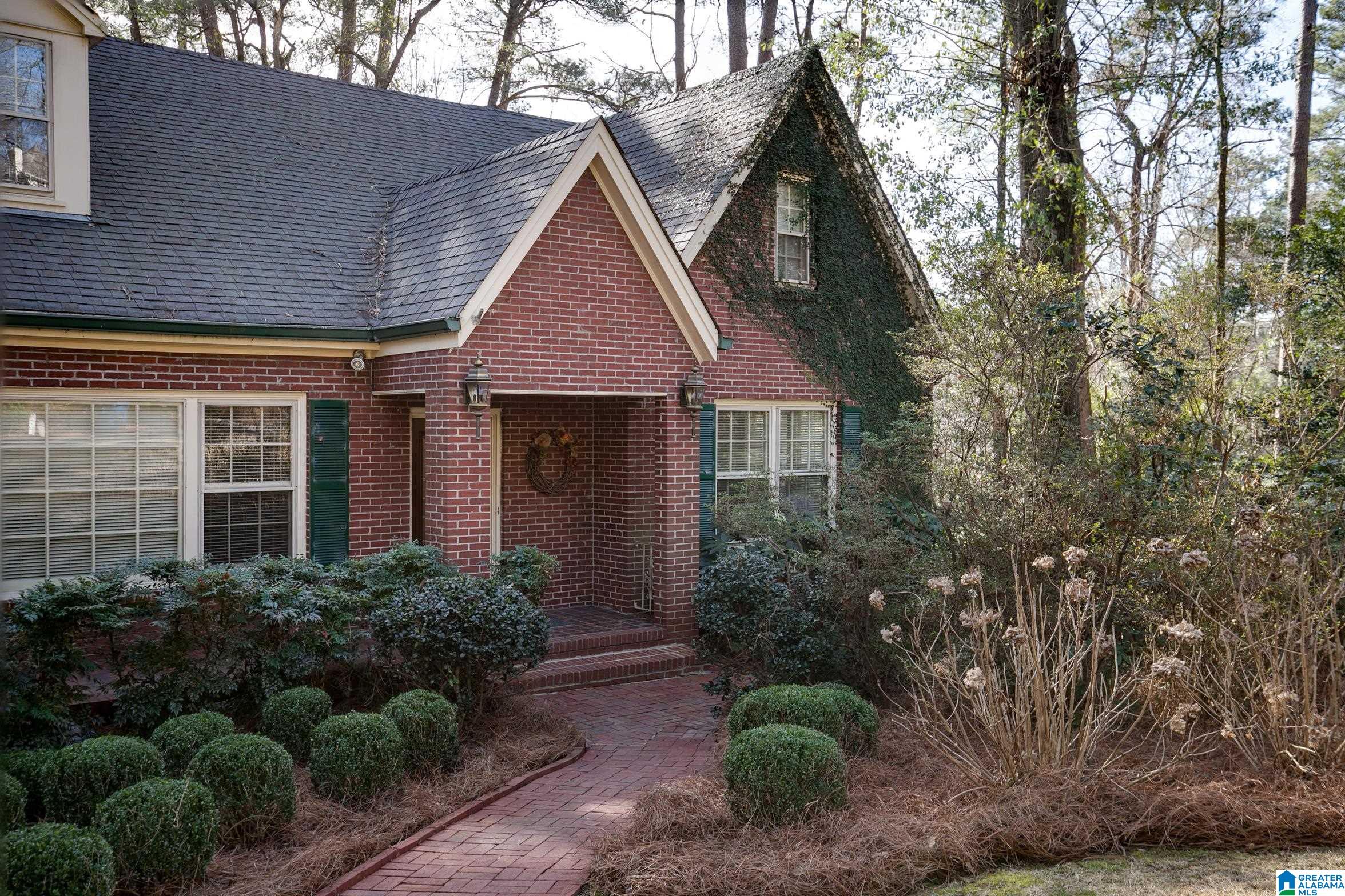 1821 Saulter Road Birmingham, AL 35209 - Photo 3 of 50