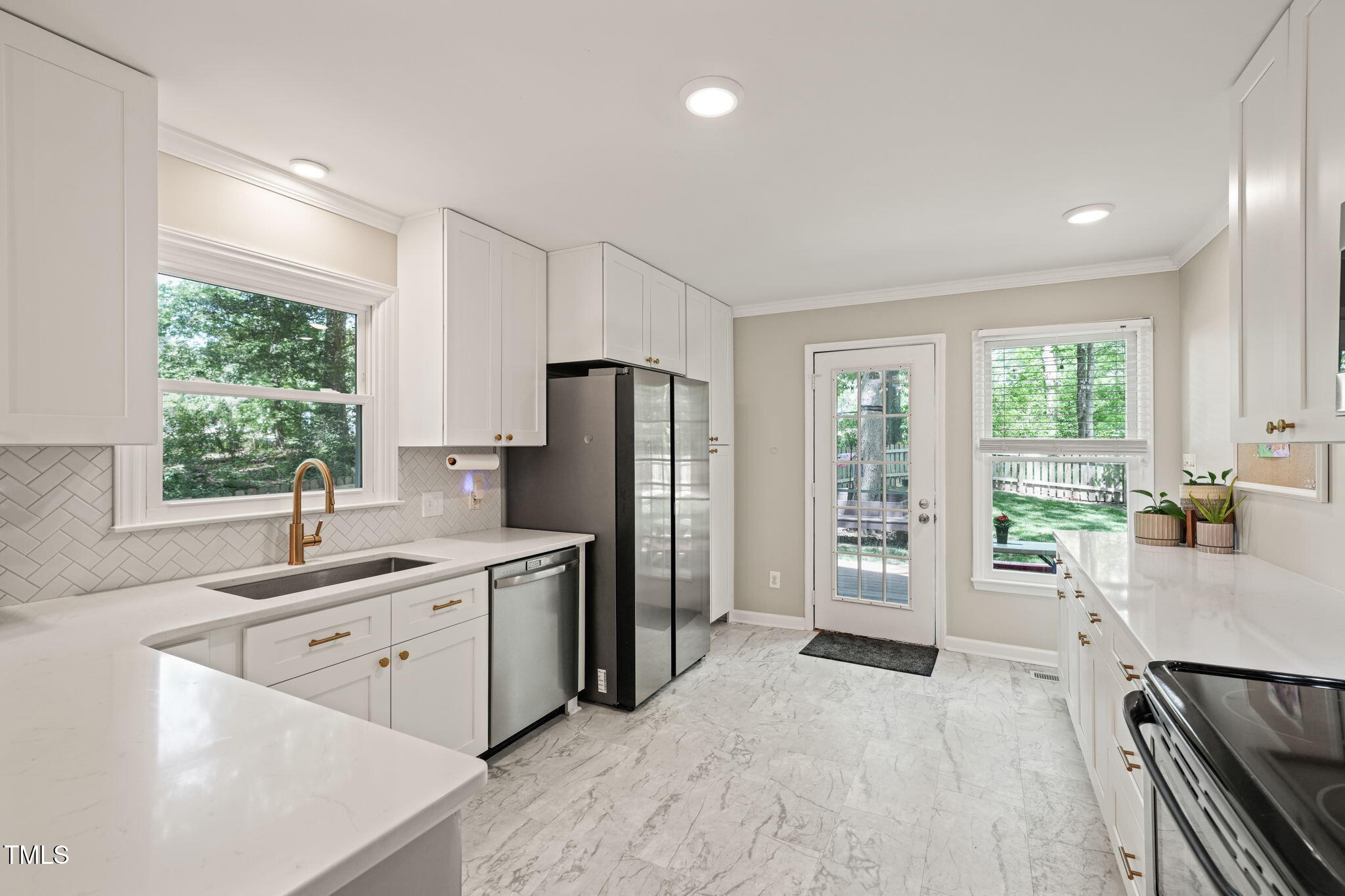 4969 Royal Adelaide Way Raleigh, NC 27604 - Photo 12 of 52 12-web-or-mls-untitled-25