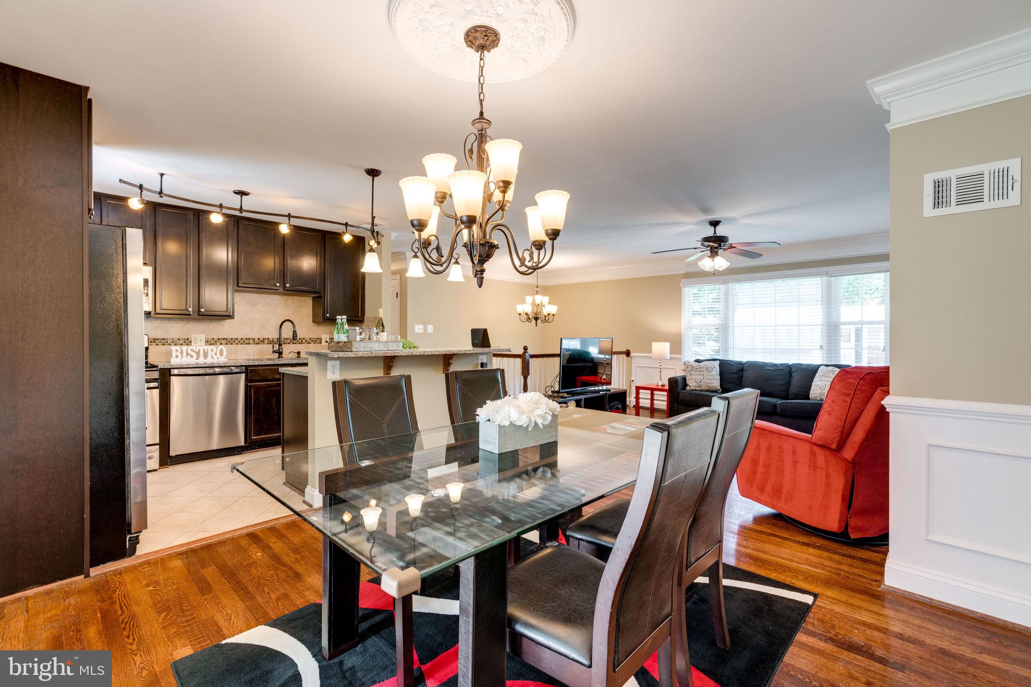 13638 Kingsman Road Woodbridge, VA 22193 - Photo 12 of 40 Dining Room