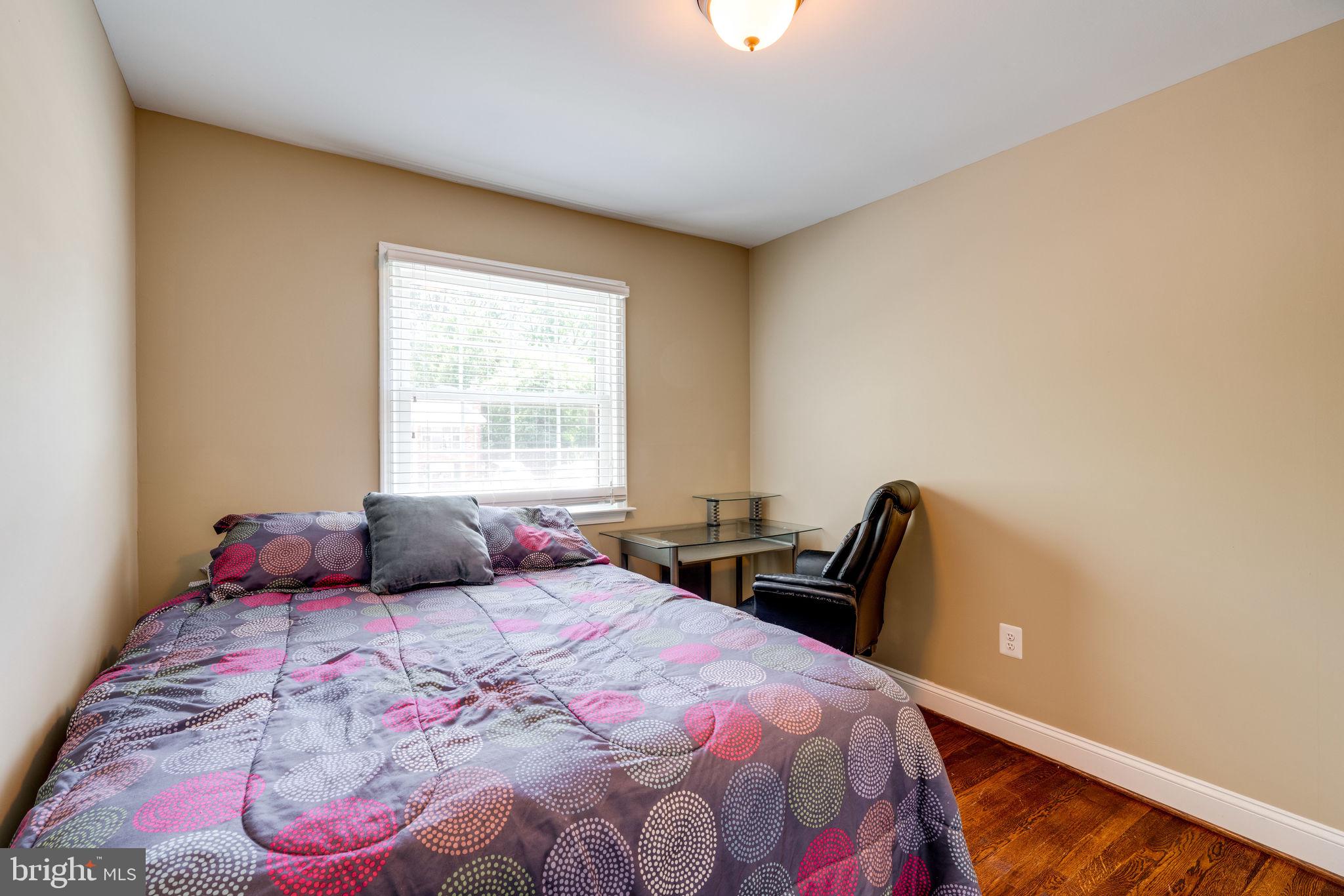 13638 Kingsman Road Woodbridge, VA 22193 - Photo 23 of 40 Bedroom Two