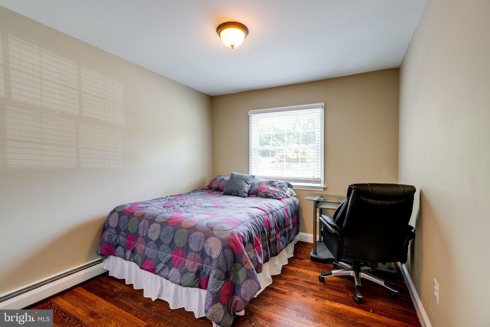 13638 Kingsman Road Woodbridge, VA 22193 - Photo 24 of 40 Bedroom Two