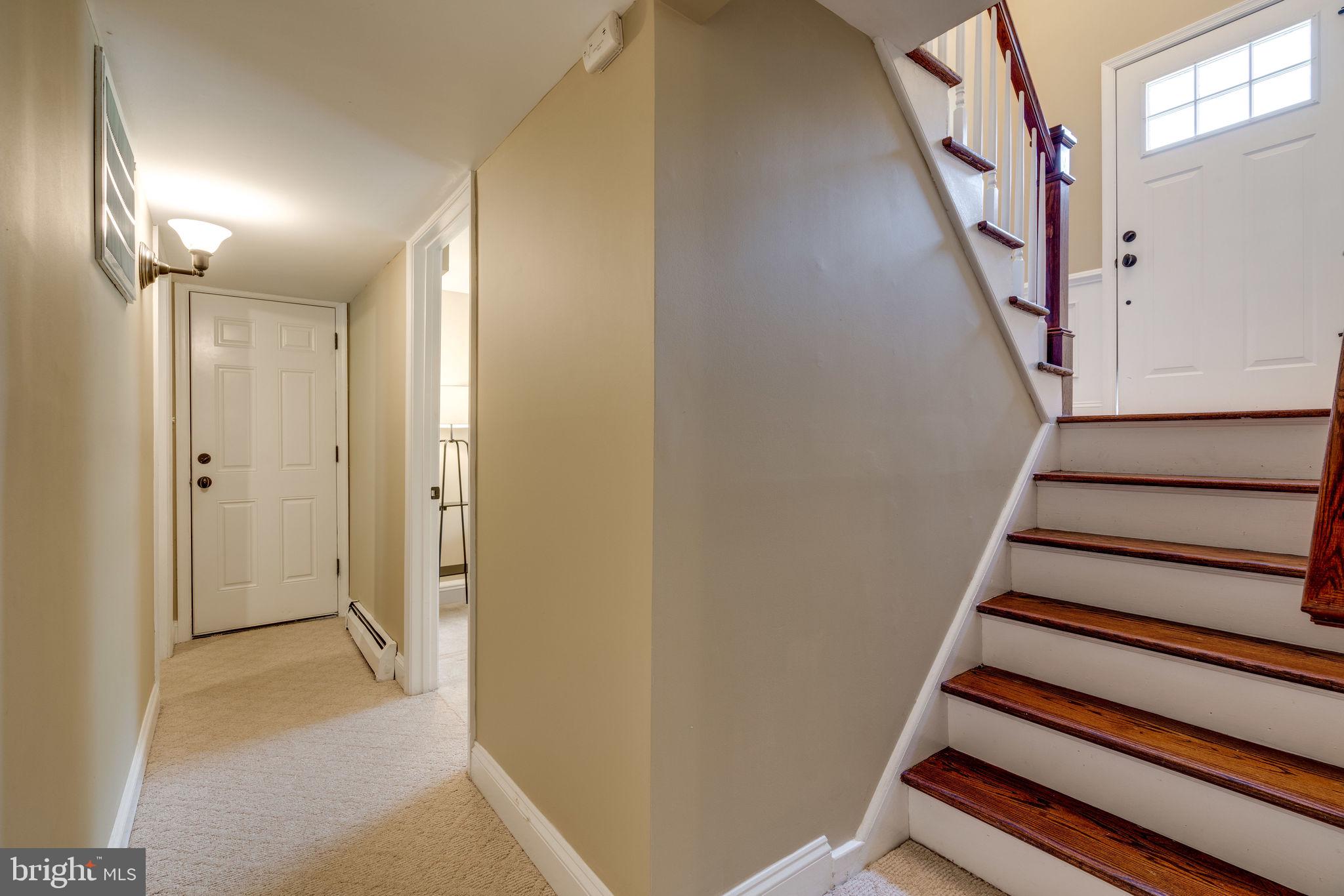 13638 Kingsman Road Woodbridge, VA 22193 - Photo 30 of 40 Stairs to Lower Level