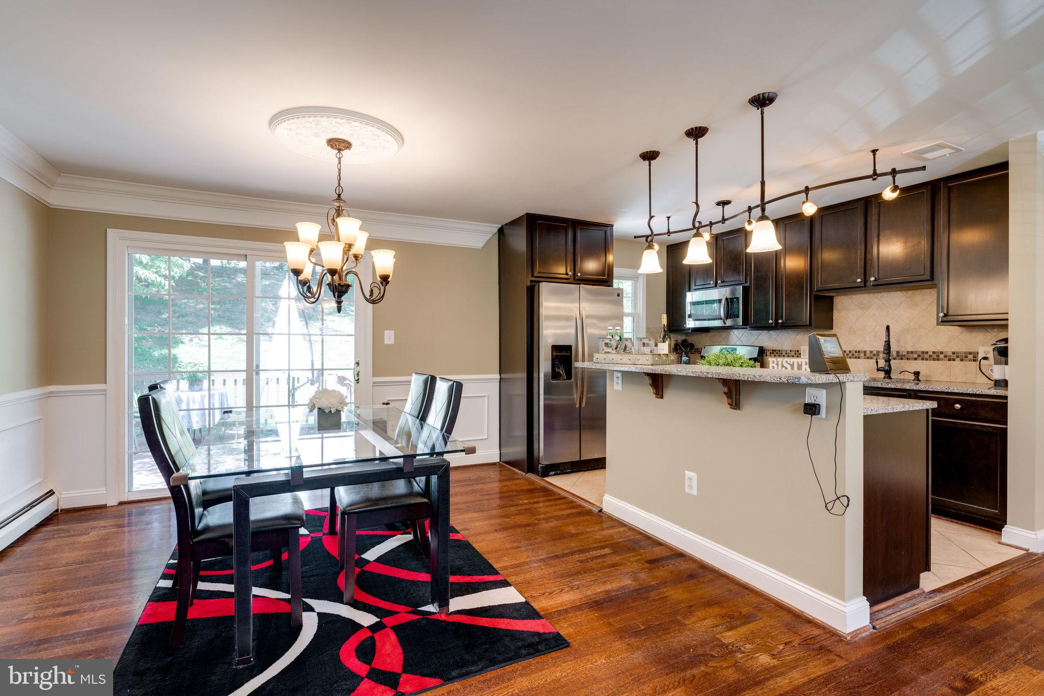 13638 Kingsman Road Woodbridge, VA 22193 - Photo 9 of 40 Dining Room