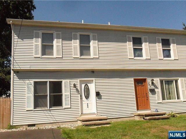 528 Chestnut Place Teaneck, NJ 07666 - Photo 1 of 6 Gallery Image 1