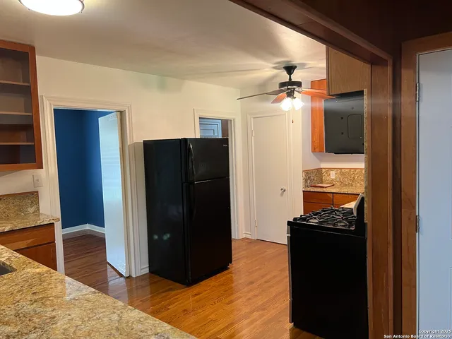 $319,900 | 614 South 8th Street, Kenedy, TX 78119