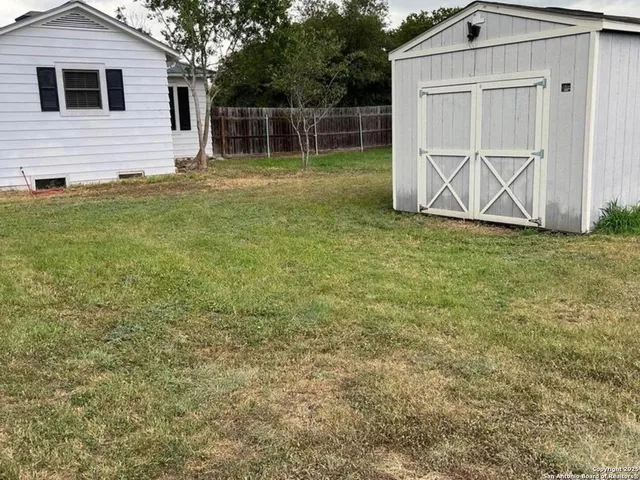 $319,900 | 614 South 8th Street, Kenedy, TX 78119