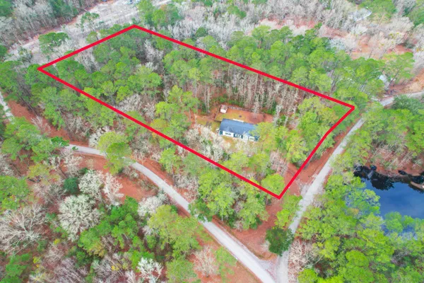 $375,000 | 35 Dalmation Lane, Round O, SC 29474