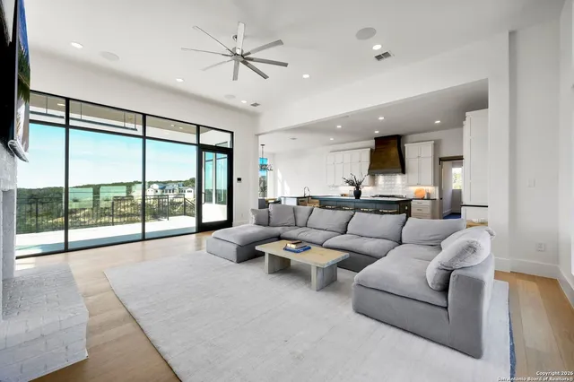 $2,995,000 | 8414 Terra Mont, San Antonio, TX 78255