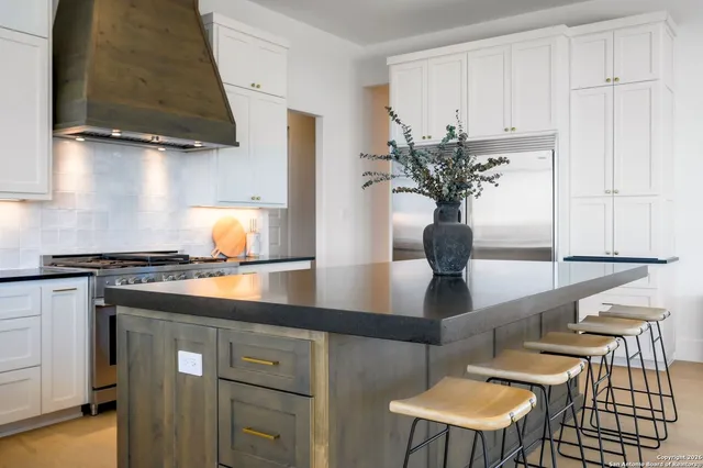 $2,995,000 | 8414 Terra Mont, San Antonio, TX 78255