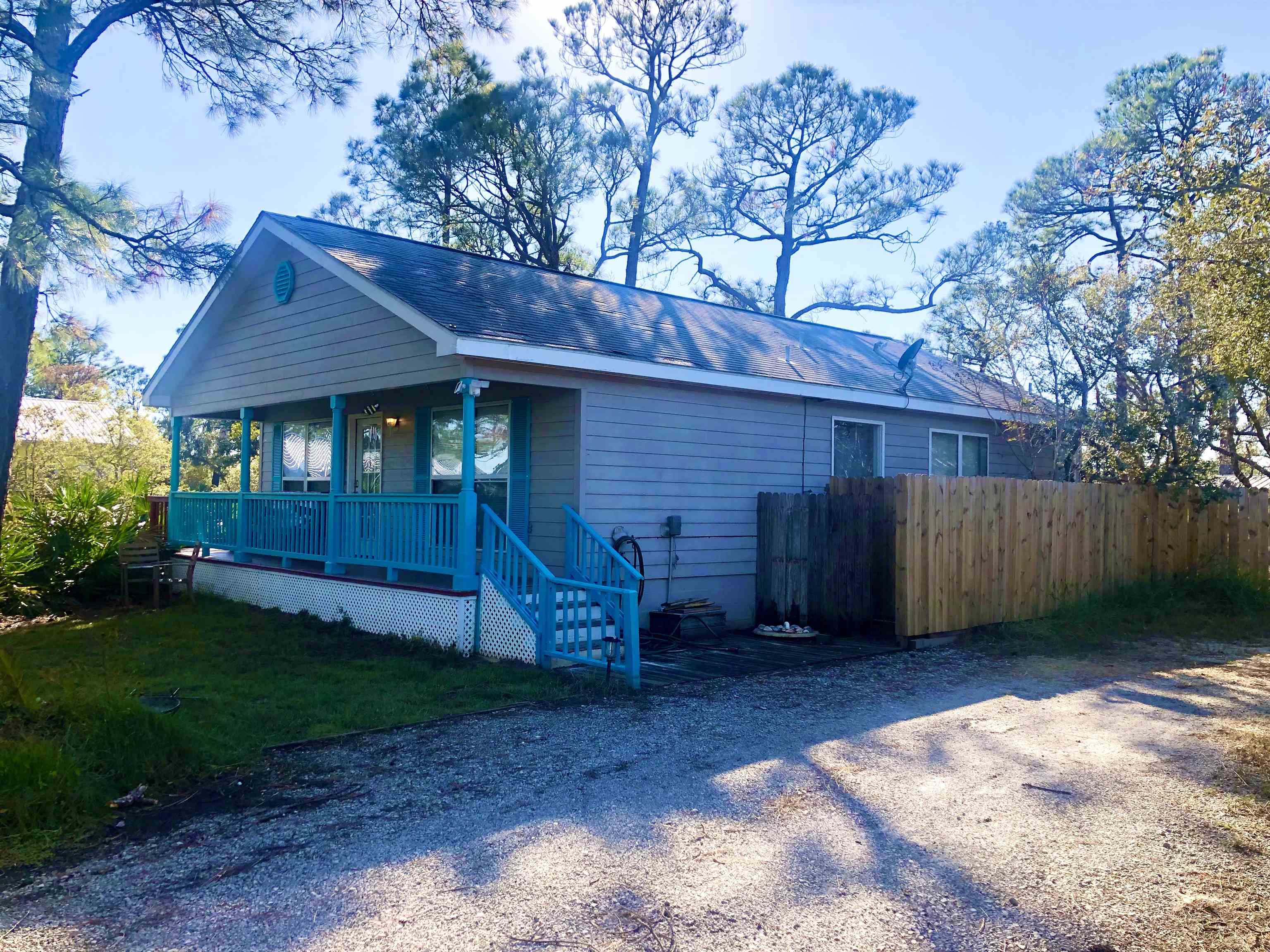 863 Veterans Road Gulf Shores, AL 36542 - Photo 2 of 11