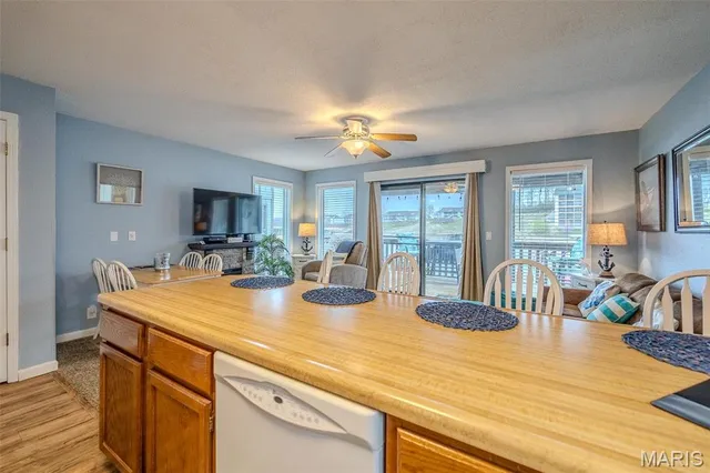 $165,000 | 45 Southwood Shores Place, Unit 2A, Four Seasons, MO 65049