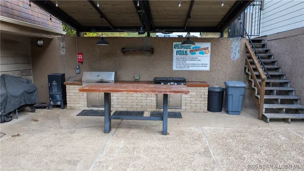 $140,000 | 804 Manor Circle, Unit D, Osage Beach, MO 65065