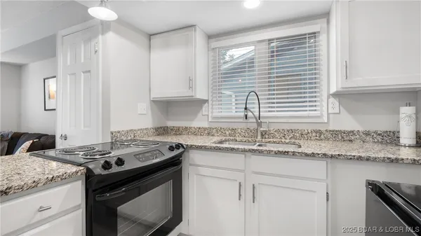 $140,000 | 804 Manor Circle, Unit D, Osage Beach, MO 65065