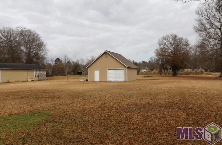 10789 Cardinal Road Denham Springs, LA 70726 - Photo 3 of 29