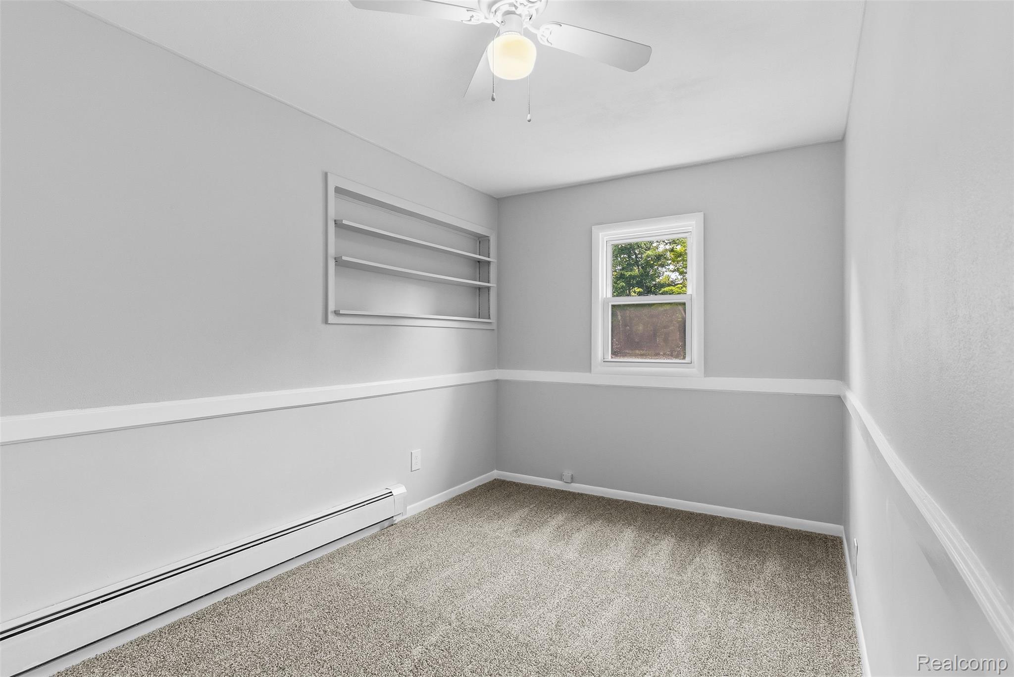 7313 East River Road Flushing, MI 48433 - Photo 13 of 45 DSC02422.jpg