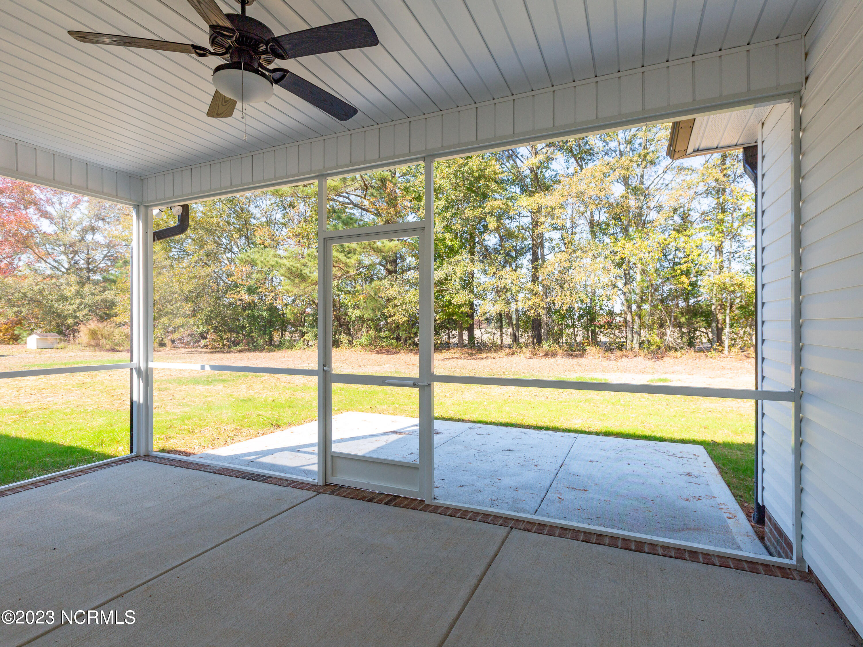 83 Hidden Cove Lane Clinton, NC 28328 - Photo 22 of 26 83 Hidden Cove-12