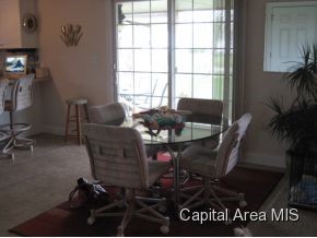 6521 Winterberry Lane Springfield, IL 62712 - Photo 8 of 21 Gallery Image 8