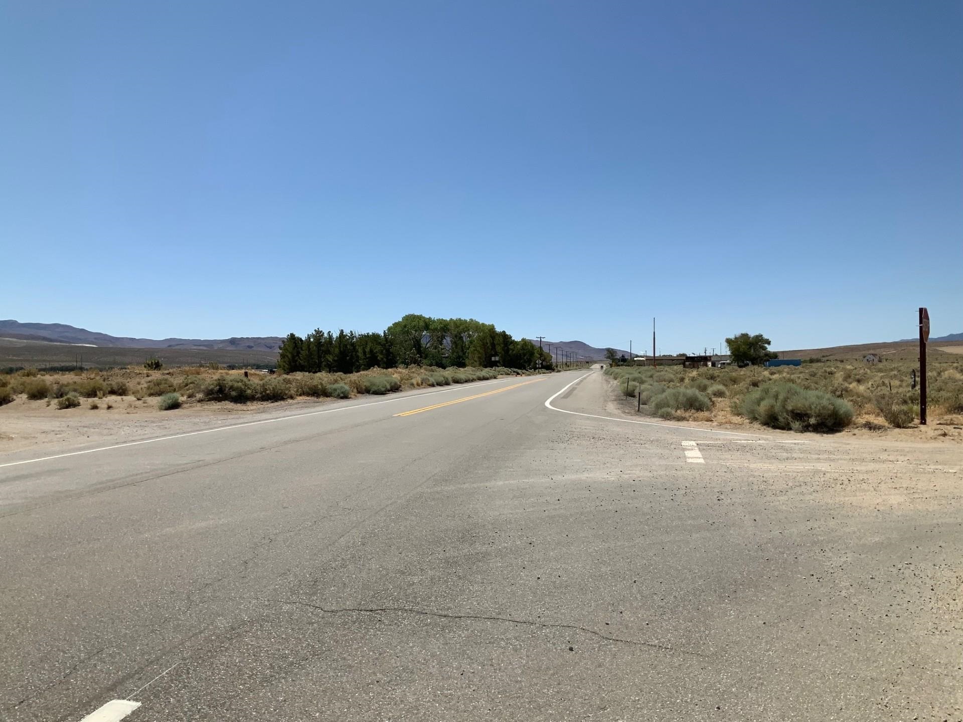395 & Walker Road Olancha, CA 93549 - Photo 3 of 10 a view of a road with an ocean view