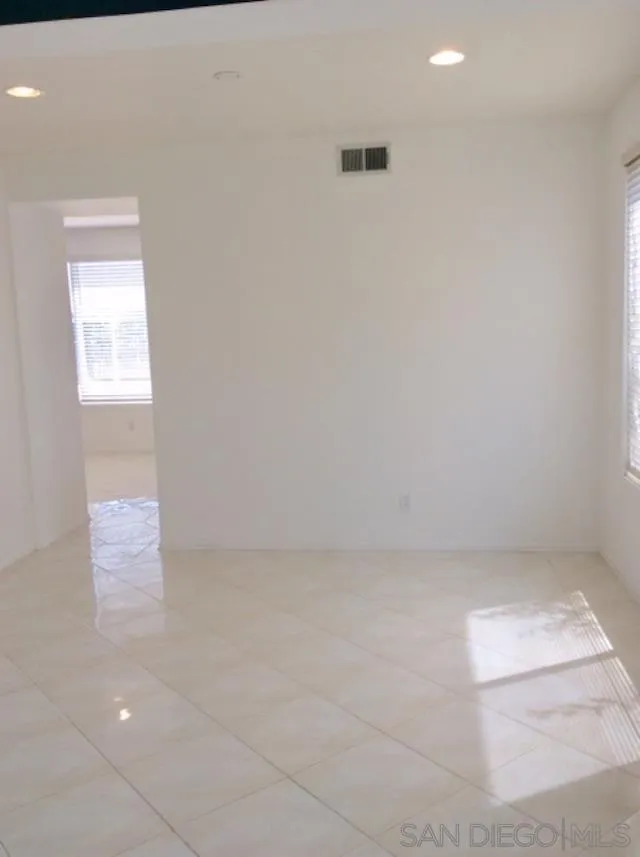 6243 Seacrest View Road San Diego, CA 92121 - Photo 7 of 59