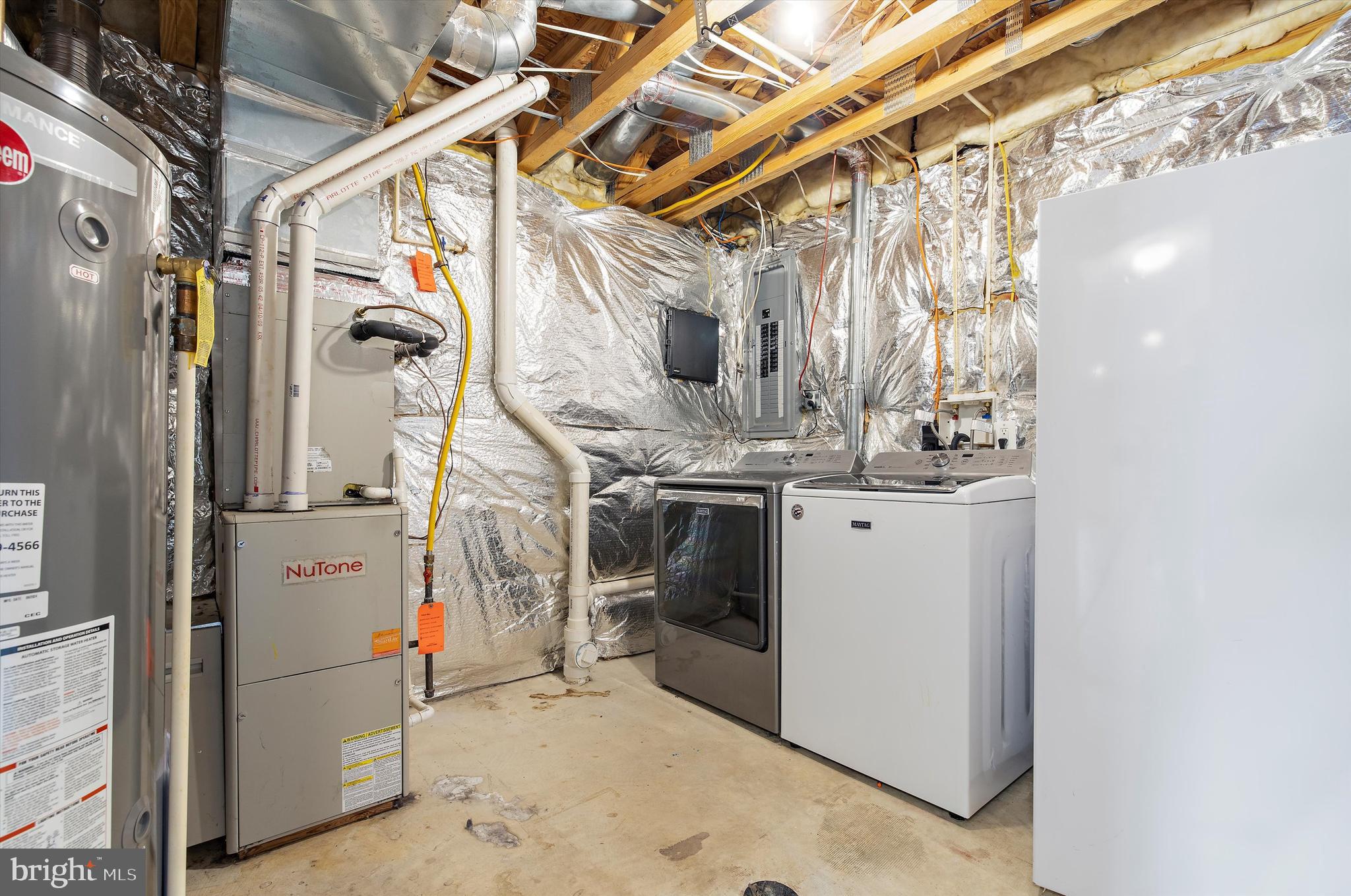3115 Raking Leaf Drive Abingdon, MD 21009 - Photo 39 of 61 a utility room with dryer and washer