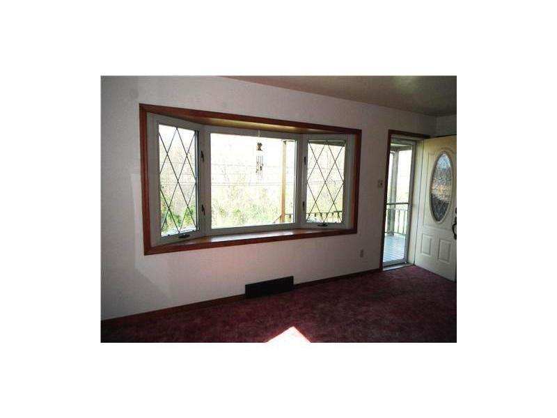1588 Grange Road Charleroi, PA 15022 - Photo 3 of 18 Living Room.
