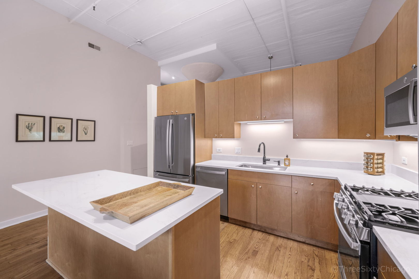 547 South Clark Street, Unit 604 Chicago, IL 60605 - Photo 14 of 31