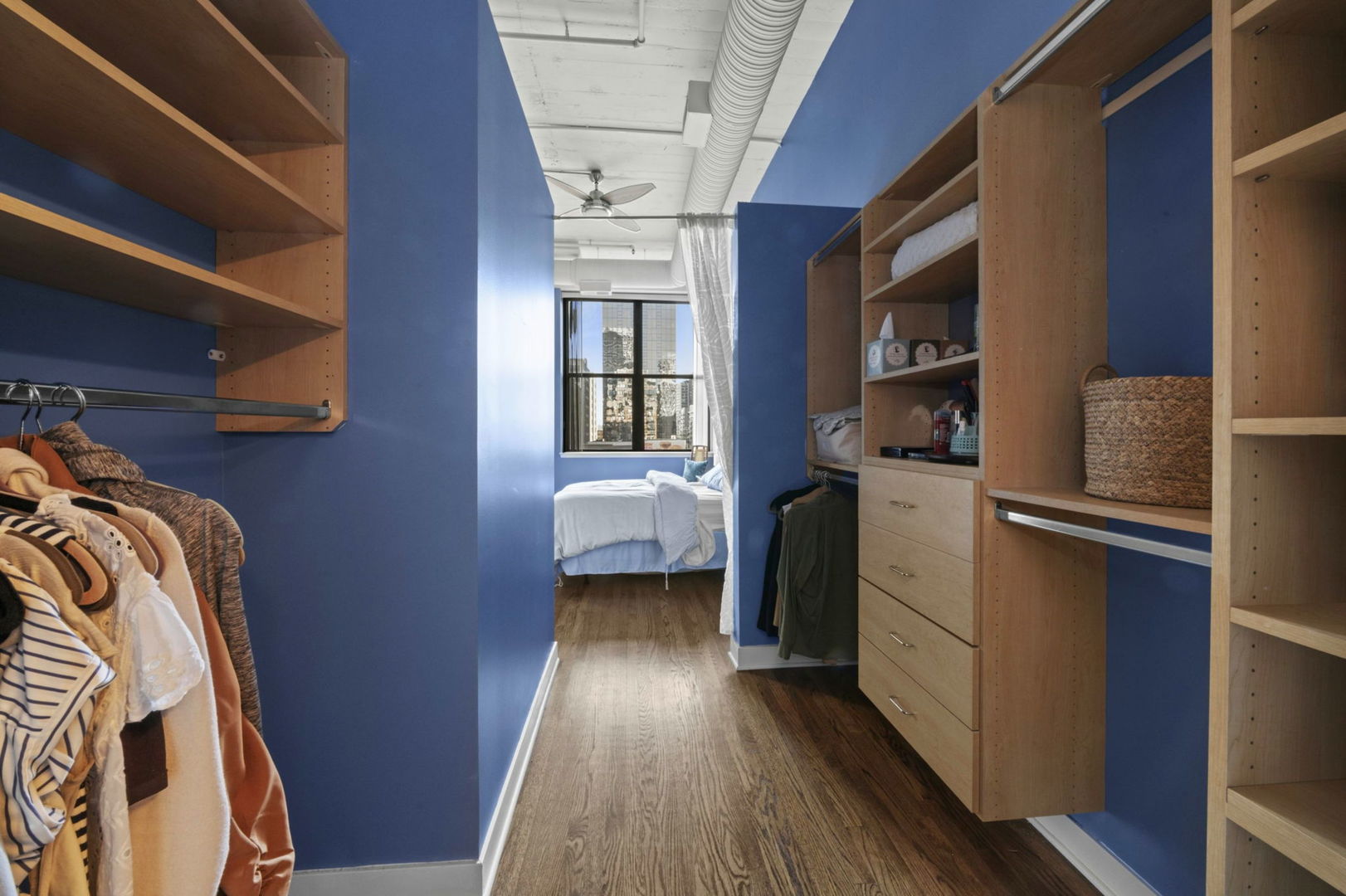 547 South Clark Street, Unit 604 Chicago, IL 60605 - Photo 21 of 31