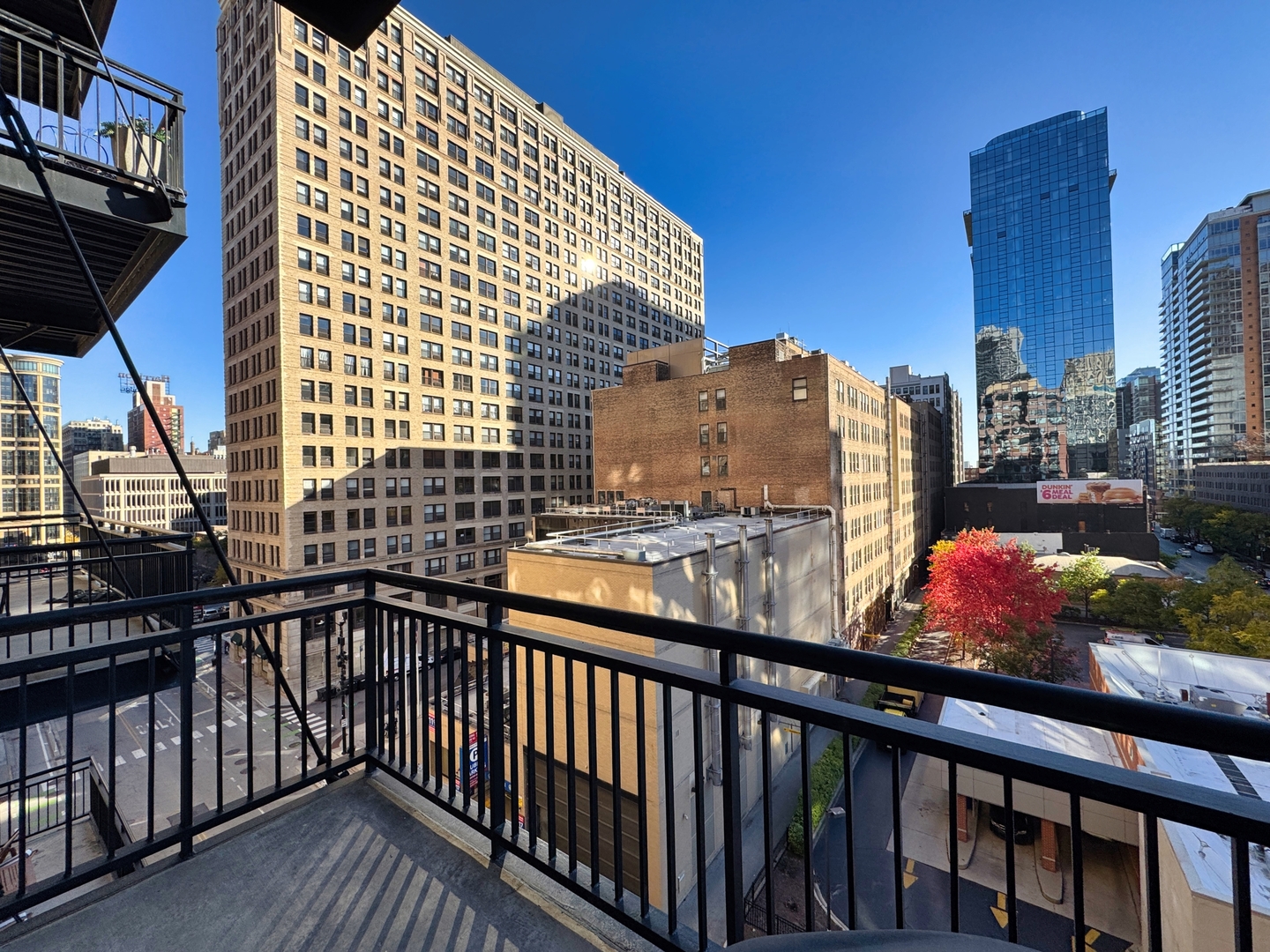 547 South Clark Street, Unit 604 Chicago, IL 60605 - Photo 7 of 31