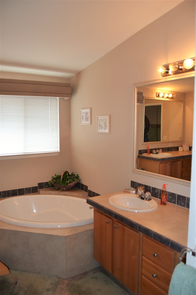 26717 North Thor Road Chattaroy, WA 99003 - Photo 14 of 20