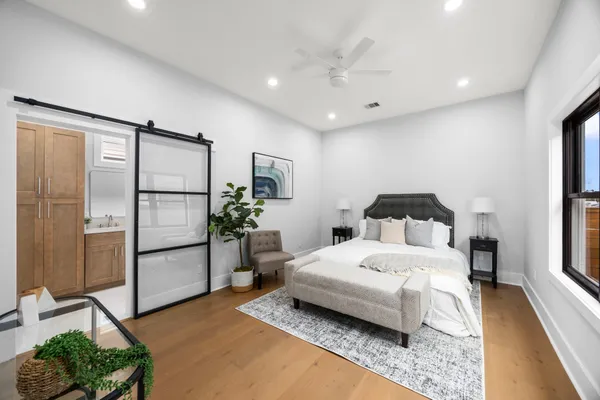 $2,700 | 122 East 31st 1/2 Street, Houston, TX 77018