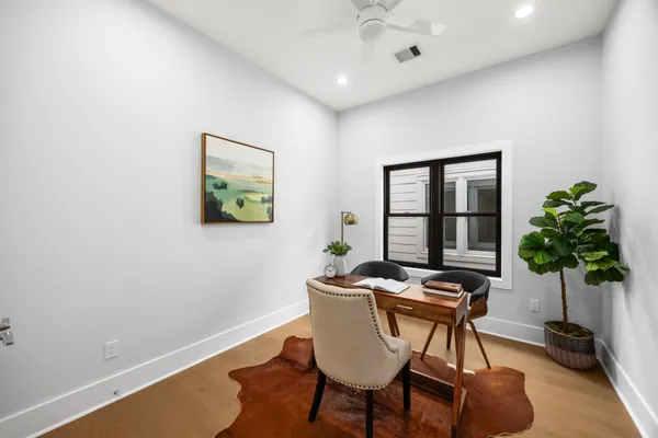 $2,700 | 122 East 31st 1/2 Street, Houston, TX 77018