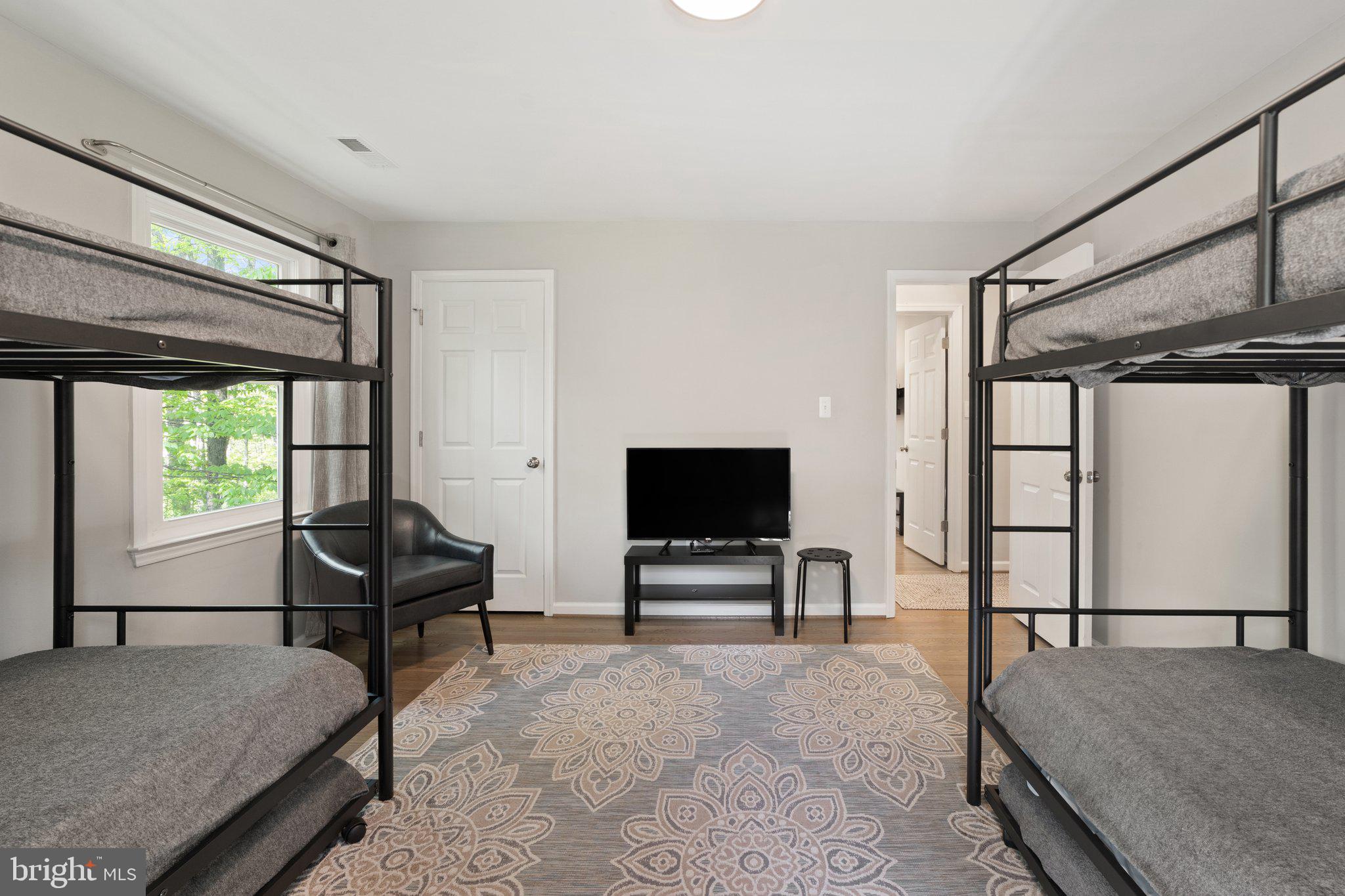 7258 Baldwin Ridge Road, Unit A Warrenton, VA 20187 - Photo 24 of 31