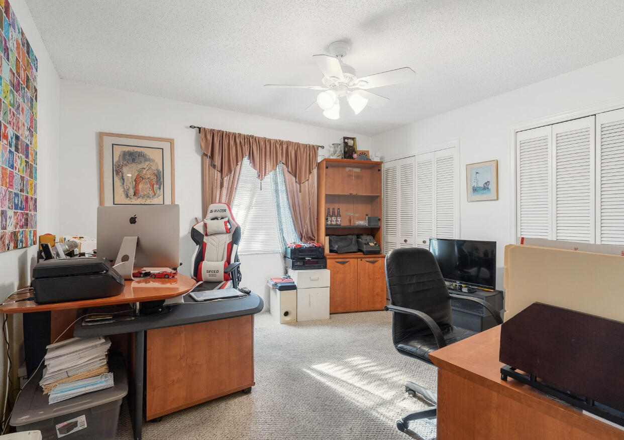 21929 Pine Trace Boca Raton, FL 33428 - Photo 14 of 20 IMG_3523