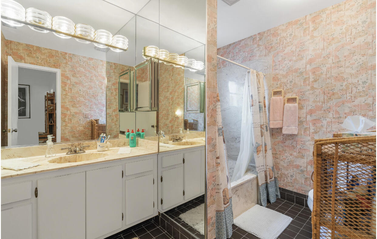 21929 Pine Trace Boca Raton, FL 33428 - Photo 17 of 20 IMG_3529